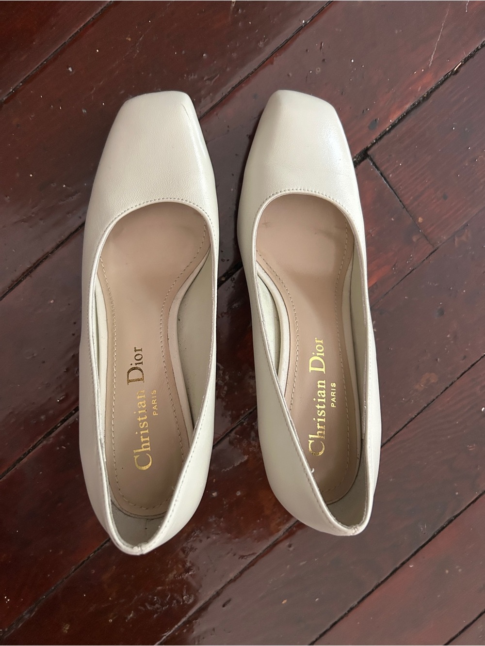 Dior Cream Leather Pointed Toe Heels with Gold Accentst office shoes